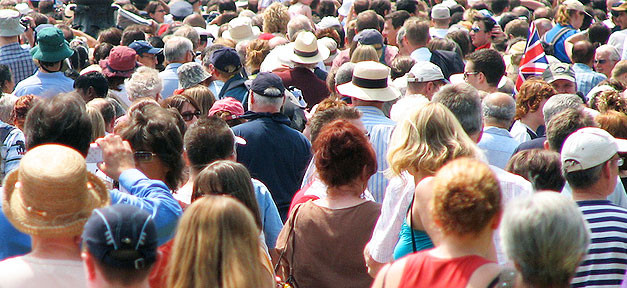 Bevölkerungszuwachs durch Einwanderung Menschen, Volk, Straße, Laufen, Menge