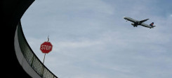 Stopp, Flugzeug, Flughafen, Lufthansa