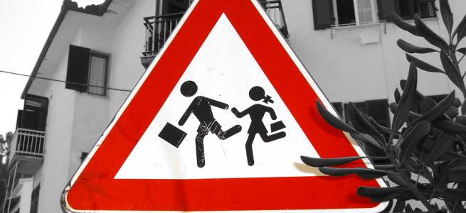 Achtung Kinder! © pppspics auf flickr.com (CC 2.0), bearb. MiG
