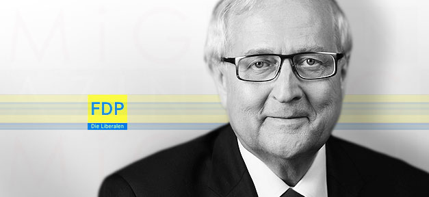 Neues Informationsportal soll Anerkennung beschleunigen Bundeswirtschaftsminister Rainer Brüderle © BMWi/Chaperon, bearb. MiG