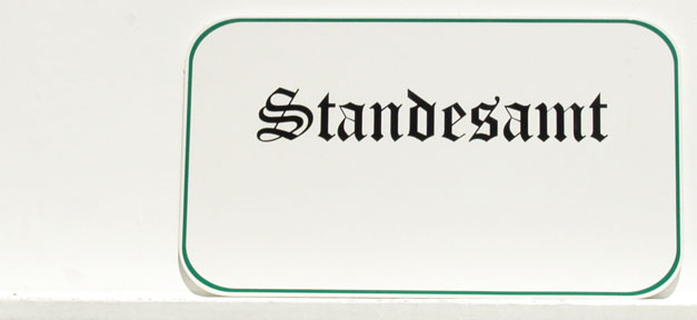 Standesamt © Zeitfixierer auf flickr.com (CC 2.0) bearb. MiG