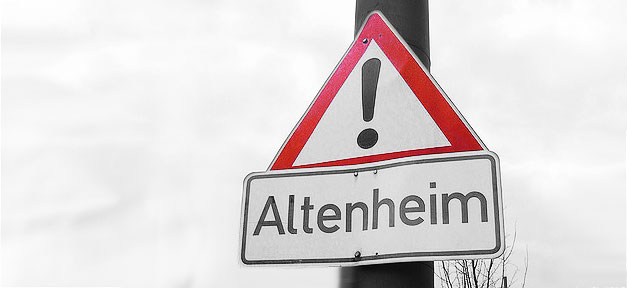 Union nur an Pflegekräften interessiert? Vorsicht Altenheim! © schoschie auf flickr.com (CC 2.0), bearb. MiG