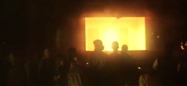 Pogrom Rostock-Lichtenhagen niemals vergessen - 8/25 Szenen aus dem Pogrom in Rostock-Lichtenhagen