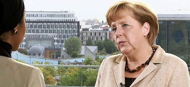 Bundeskanzlerin Angela Merkel im Interview mit Tutku Güleryüz © bundeskanzlerin.de, bearb. MiG