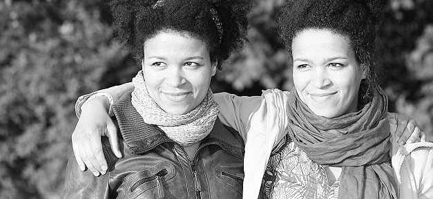 Sie sind nicht nur weiß. Sie sind schwarz, of Color und ja, auch weiß Die Ausstellung: Daima | Frauen | Bewegung | Feminismen | Identitäten © Nzitu Mawakha