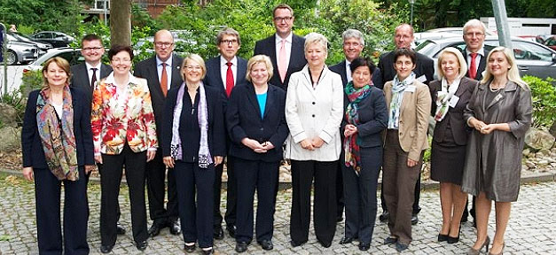 Länder wollen Sprachtests für ausländische Ärzte Die Gesundheitsminister der Länder in Hamburg © Gesundheitsministerkonferenz