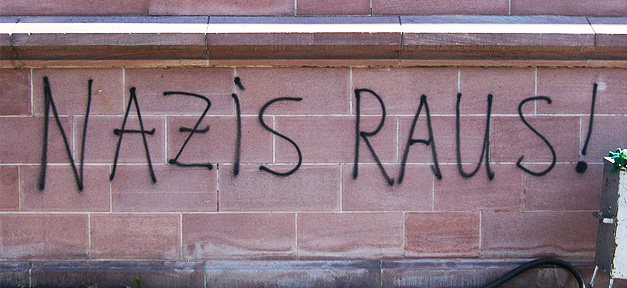 Nazis Raus! © Matthias Liffers @ flickr.com (CC 2.0), bearb. MiG