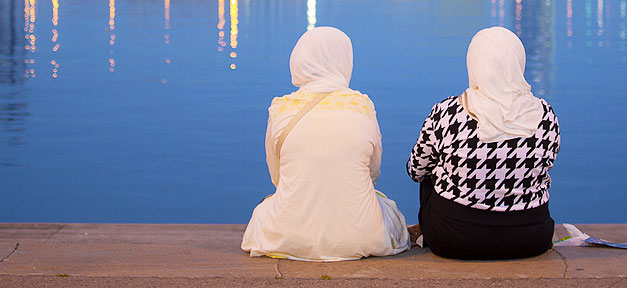 Muslime in Deutschland © George Lindley @ flickr.com (CC 2.0), bearb. MiG