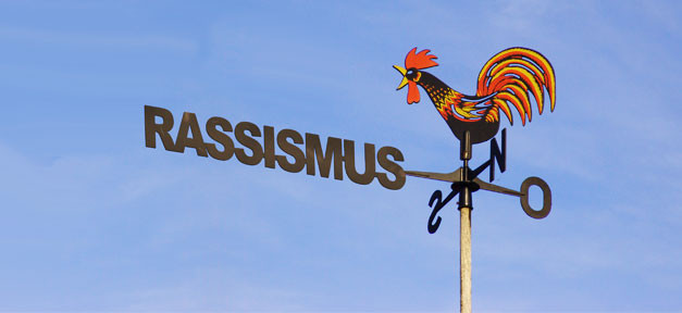 rassismus, hahn, wetterhahn, norden, osten, süden, westen