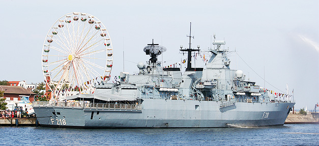 Schiff, Kriegsschiff, Krieg, Marine, Küste, Riesenrad