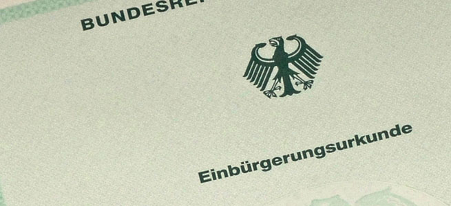 Einbürgerung, Einbürgerungsurkunde, Pass, Deutscher Pass, Deutschland