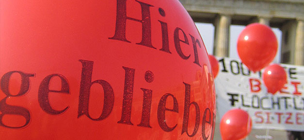 Asyl, Abschiebung, Luftballon, Demo, Demonstration, Abschiebestopp