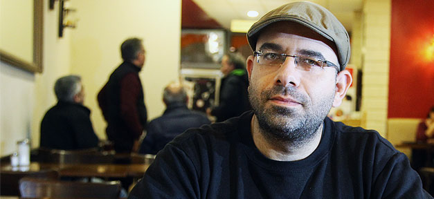 Syrer, Flüchtling, Bashar, Mann, Cafe