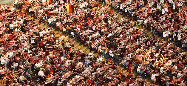 Fußball, Stadion, Fans, Fahnen, Deutschland