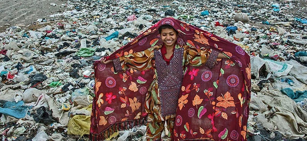 Unicef, Mädchen, Lächeln, Müllhalde, Foto des Jahres