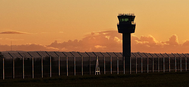 Flughafen, Kontrolle, Tower, Turm, Abflug, Landung