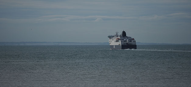 Schiff, Fähre, Meer, Calais, Dover, Frankreich, England, Flüchtlinge