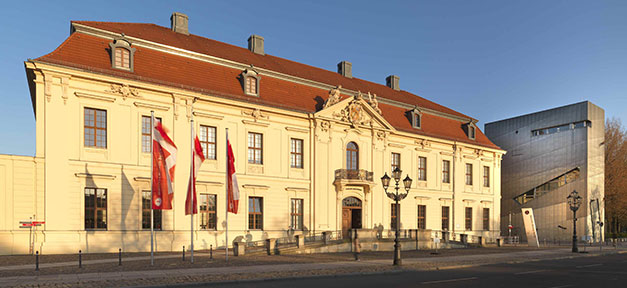 Jüdisches Museum - Weiter Rückendeckung für Ex-Museumsdirektor Schäfer