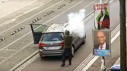 Halle, Terror, Waffe, Täter, Schuss, Straße, Gewalt, Straftat