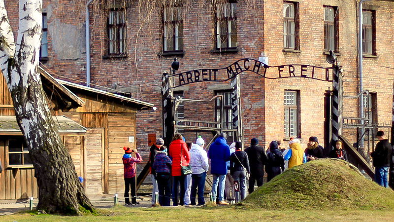 Auschwitz, Besucher, Stacheldraht, Konzentrationslager, KZ, Juden, Völkermord, Holocaust, Nationalsozialismus
