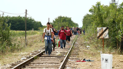 Flüchtlinge, Ungarn, Gleis, Bahn, Asyl, Asylbewerber