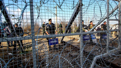 Flüchtlinge, Idomeni, Polizei, Flüchtlingslager, Grenze