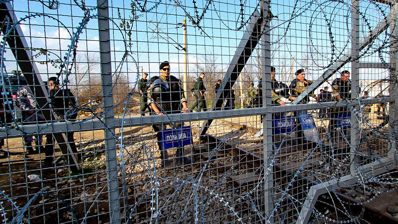 Tausende Asylsuchende sollen auf Samos und Lesbos inhaftiert sein Tausende Asylsuchende sollen auf Samos und Lesbos inhaftiert sein