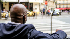 Schwarze Menschen, People of Color, Straße, Stadt, Rassismus