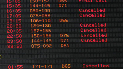 canceled, flight, flug, abgesagt, abschiebung, aussetzung, fluechtlinge