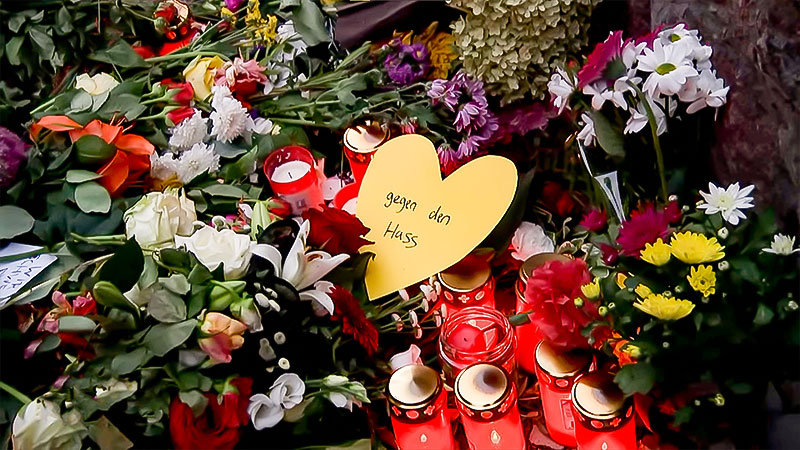 Blumen, Kerzen, Hass, Synagoge, Antisemitismus, Rassismus, Halle