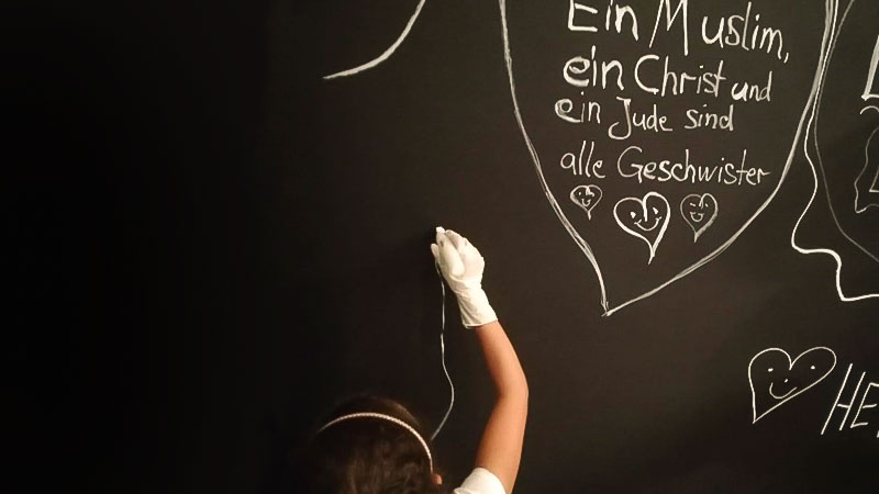 ausARTen, Juden, Muslime, Christen, Religion, Gesellschaft