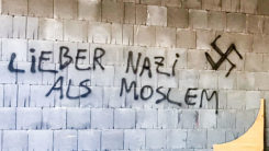 Moschee, Islamfeindlichkeit, Hakenkreuz, Nazi, Neonazi, Rassismus, Rechtsextremismus