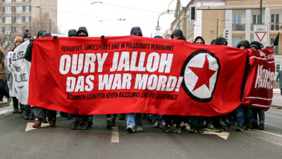 Oury Jalloh, Demonstration, Mord, Polizei, Straße, Protest, Menschen