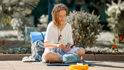 Dreadlocks, Musik, Musikerin, Straßenmusikerin, Frau, Mädchen