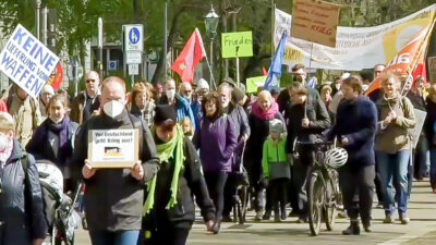 Ostermarsch, Demonstration, Menschen, Krieg, Pazifismus, Ukraine, Krieg, Russland