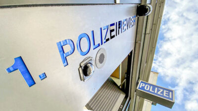 Frankfurt, Polizei, Polizeirevier, Revier, Schild, Gebäude