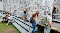 documenta, Ausstellung, Kunst, Menschen, Bücher, Besucher, Kassel