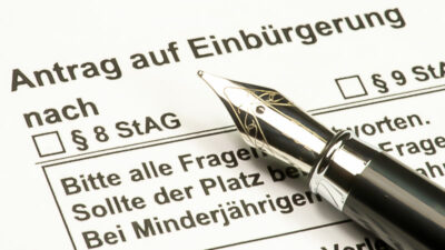 Einbürgerung, Antrag, Staatsbürgerschaft, Integration, Füller, Stift, Formular