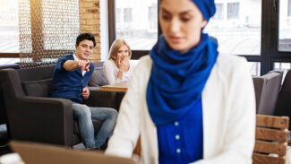 Wenn rechtsextreme Sprüche den Arbeitsplatz erreichen