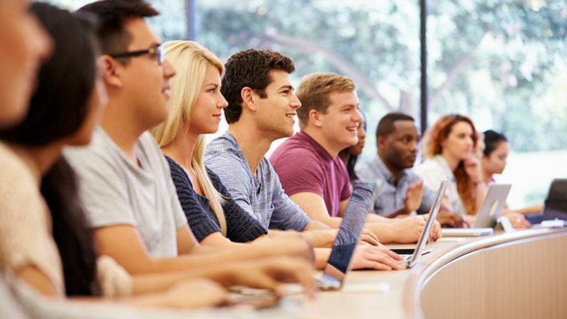 Die Mehrheit der ausländischen Studenten will bleiben
