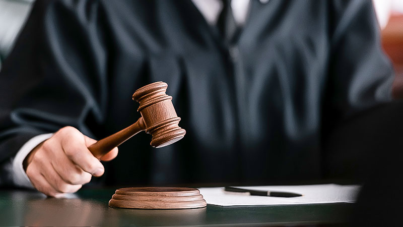 ExAsylRichter fällt nach RassismusVorwürfen keine Urteile mehr