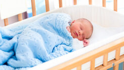 Kind, Säugling, Bett, Schlafen, Geburt, Demografie