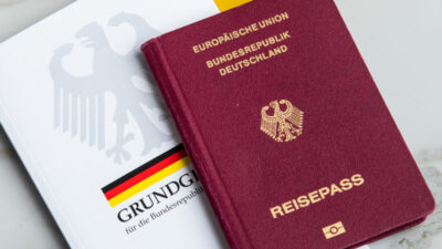 Reisepass, Staatsbürgerschaft, Einbürgerung, Grundgesetz, Verfassung