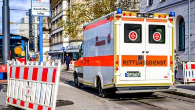 Johanniter, Krankenwagen, Unfall, Erste Hilfe, Gesundheit, Ambulanz