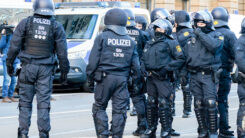 Polizei, Sachsen, Einsatz, Uniform, Polizisten, Straftat, Demonstration