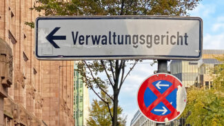 Immer mehr Klagen gegen Asylbescheide Immer mehr Klagen gegen Asylbescheide