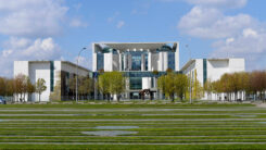 Bundeskanzleramt, Kanzler, Gebäude, Architektur, Wiese, Himmel, Kanzler