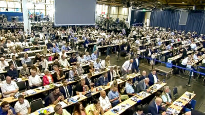 Europawahlversammlung, AfD, Magdeburg, Rechtsextremismus, Rassismus, Versammlung, Menschen, Halle
