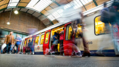 Menschen, Bahnhof, Reise, Zug, Gesellschaft, Flucht