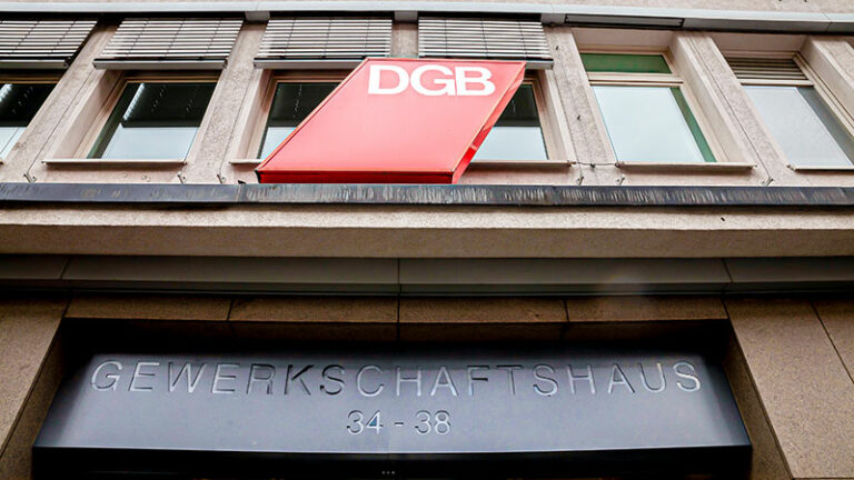 Wirtschaft und Gewerkschaften dämpfen Erwartung an Zuwanderungsgesetz